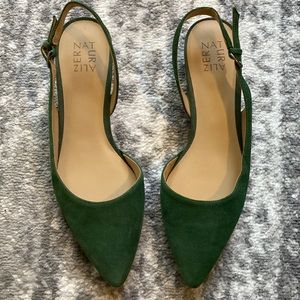 Naturalizer green suede low heels, size 10